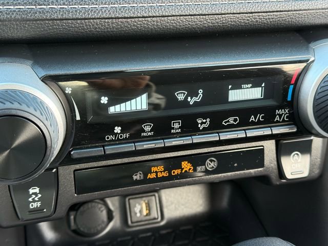 Certified 2025 Toyota RAV4 LE image 17
