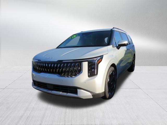 New 2025 Kia Carnival EX image 3