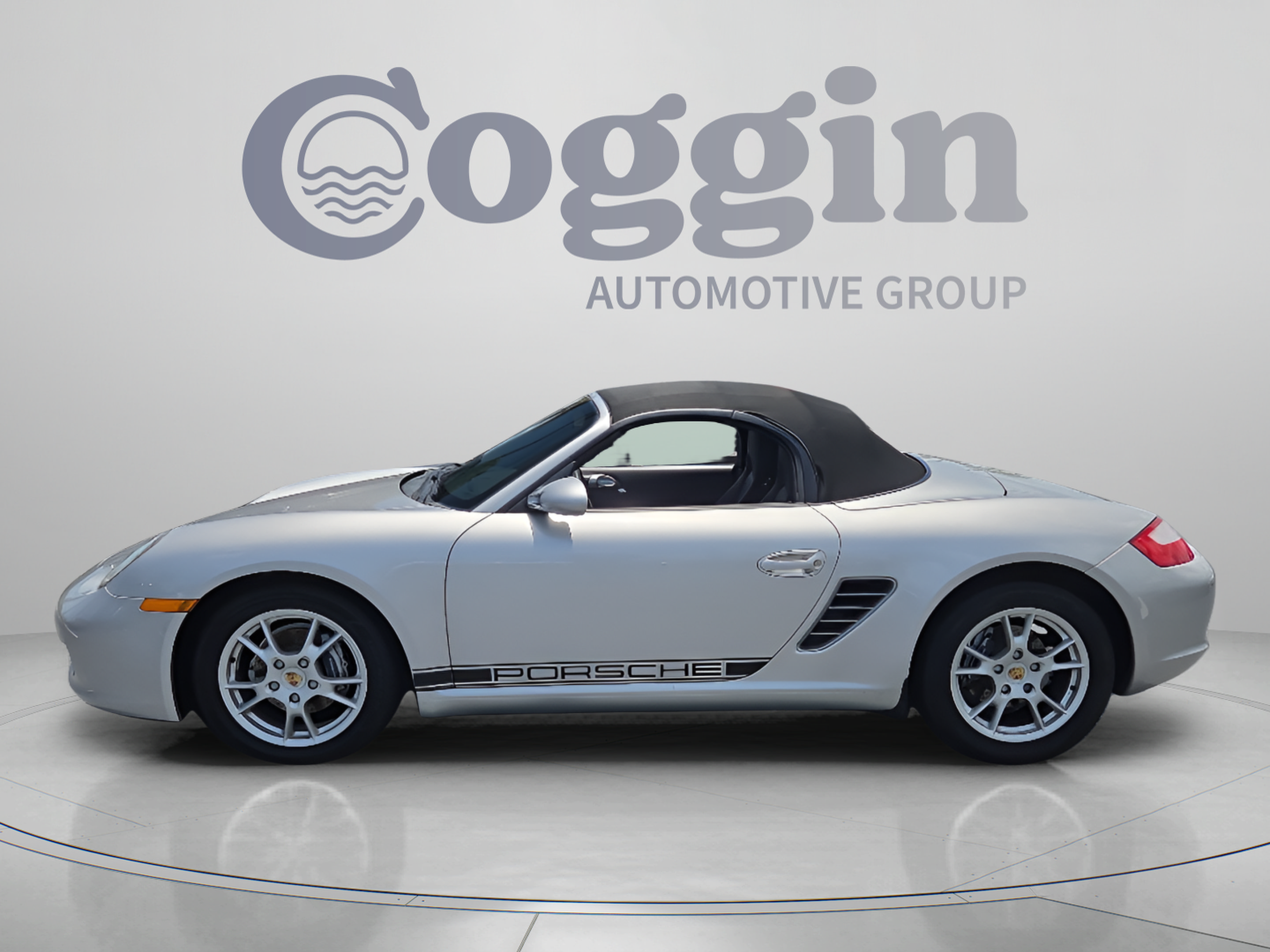 Used 2005 Porsche Boxster RWD image 2