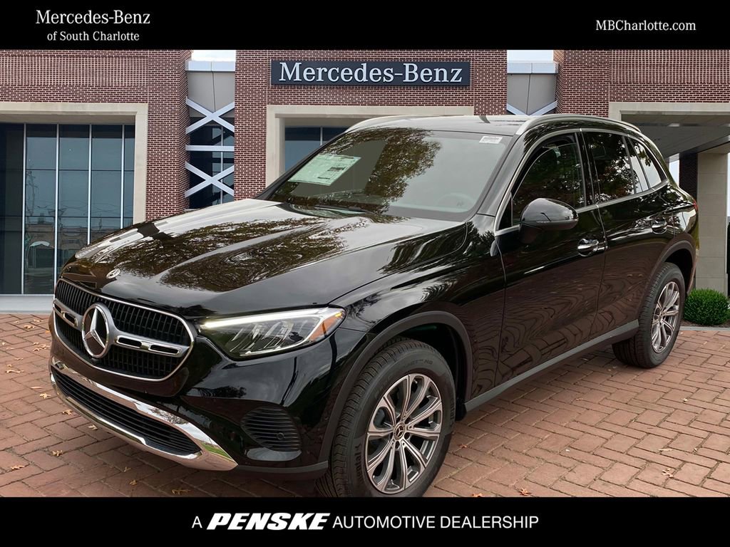 Certified 2025 Mercedes-Benz GLC 300 4MATIC image 1