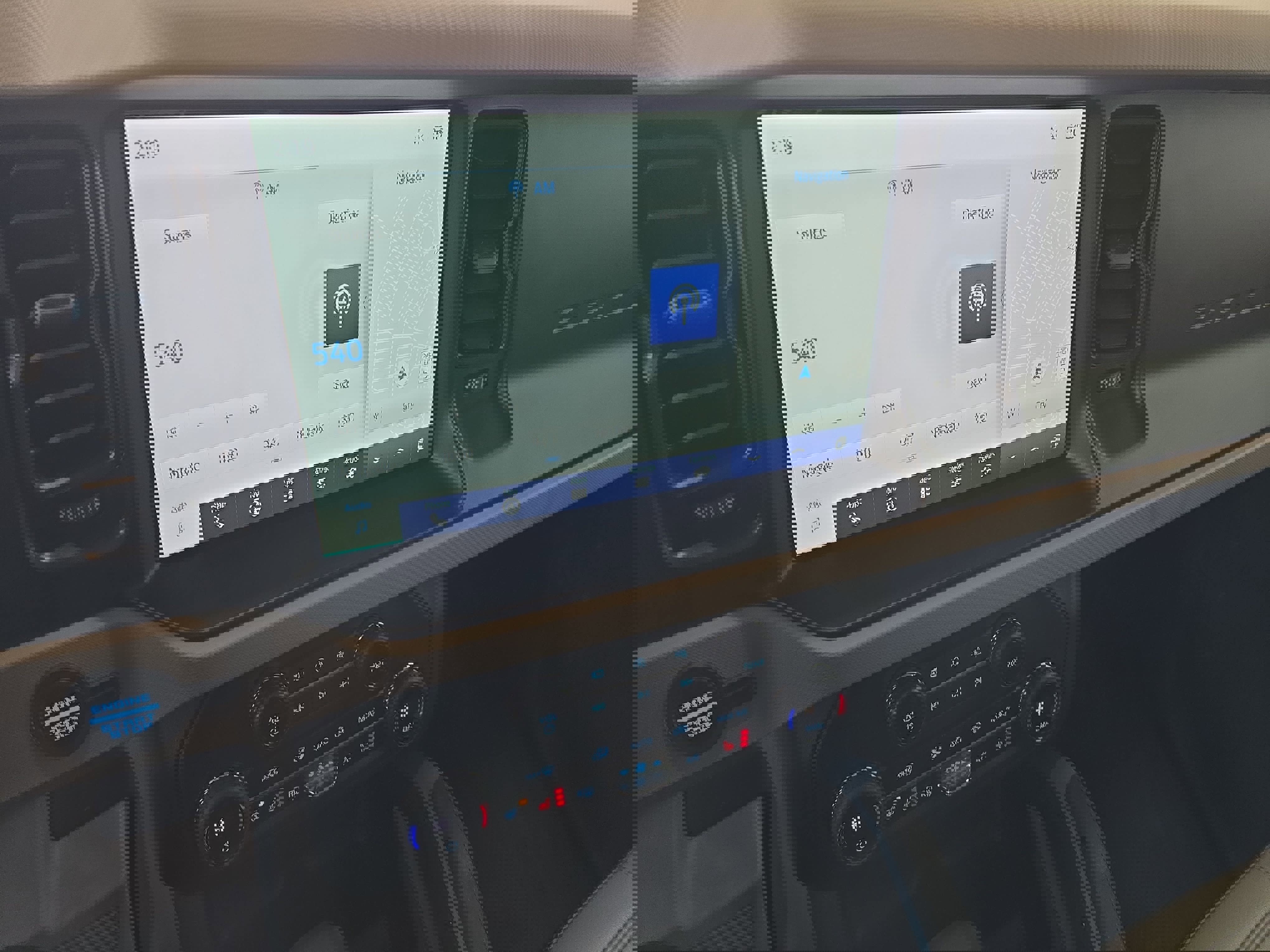 Used 2023 Ford Bronco Wildtrak image 19