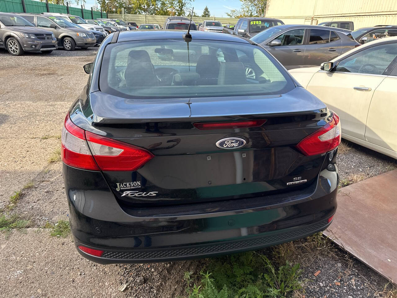 Used 2014 Ford Focus SE FWD image 9