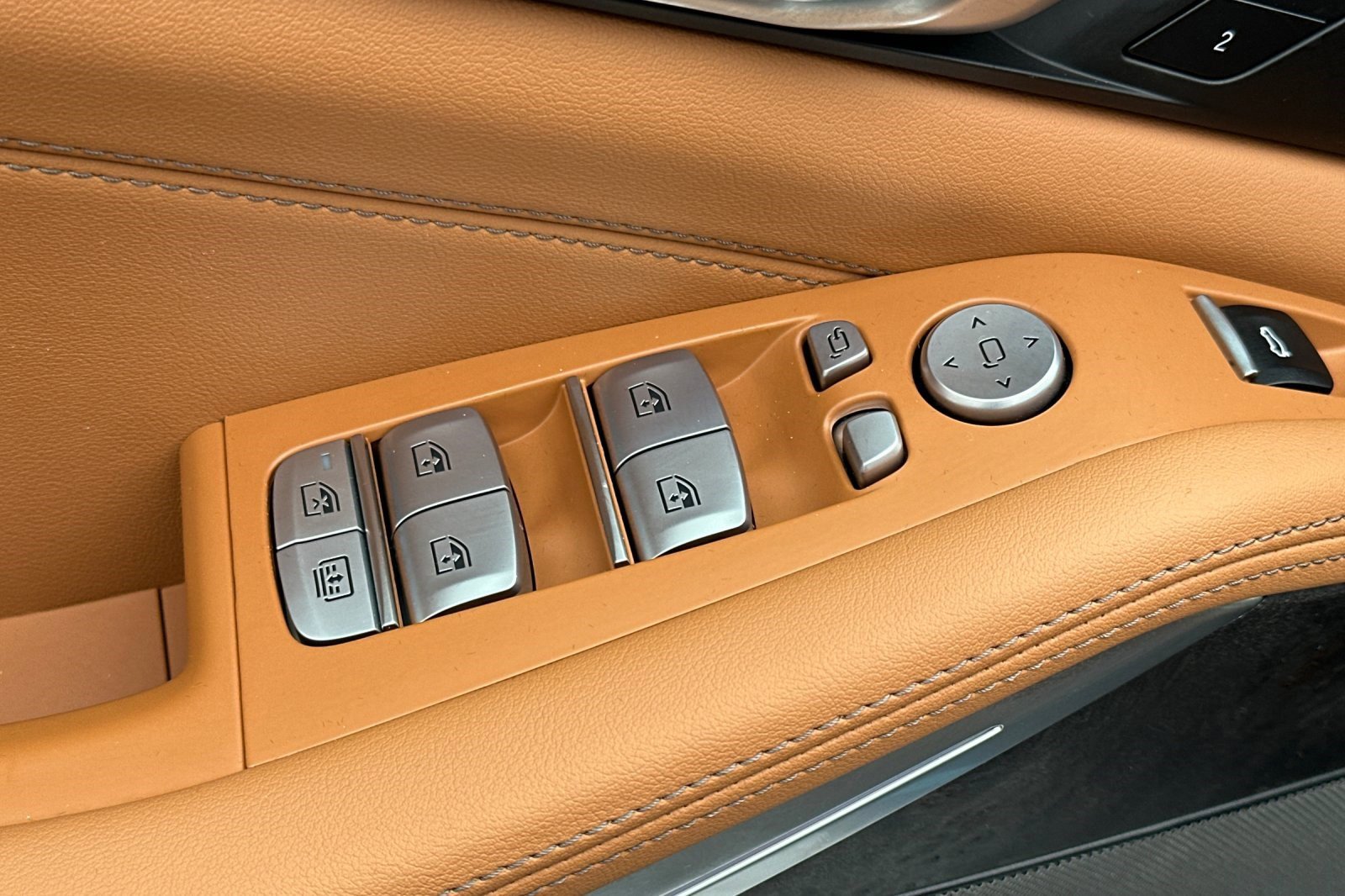 Used 2026 BMW X7 xDrive40i image 13