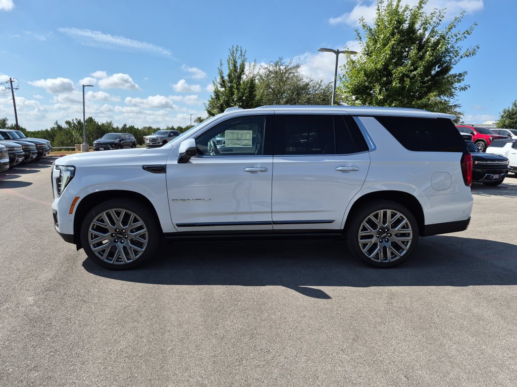 New 2026 GMC Yukon Denali Ultimate w/ LPO, Floor Liner Package AWD/4WD image 5