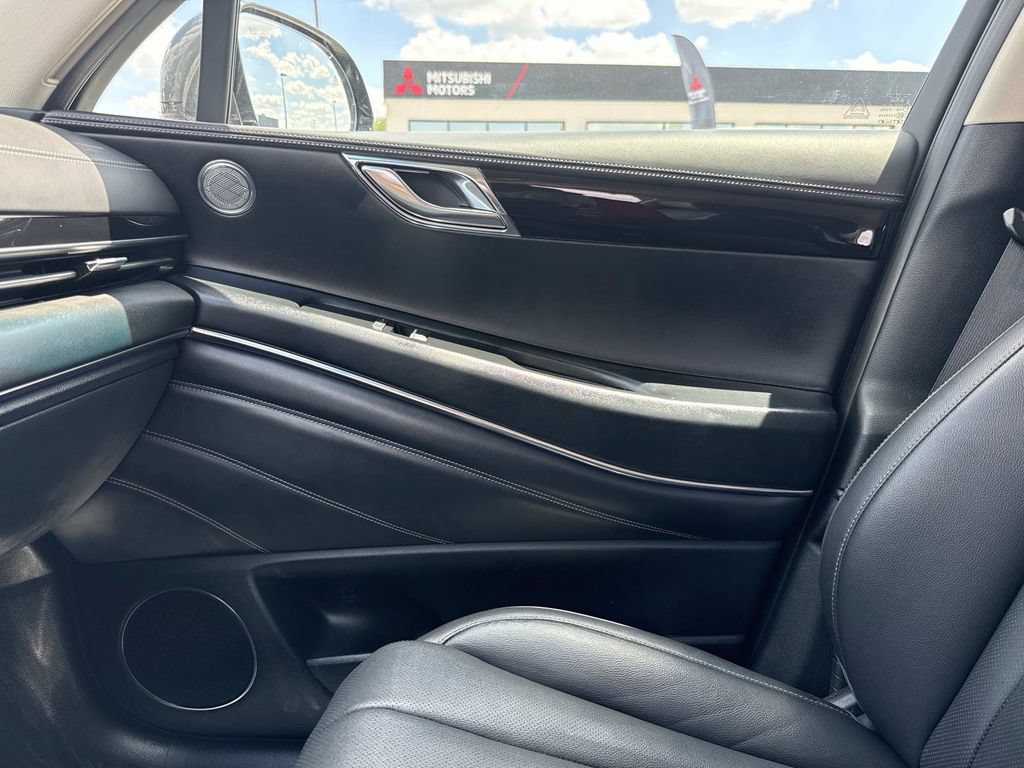 Used 2025 Genesis GV80 2.5T Standard AWD/4WD image 26