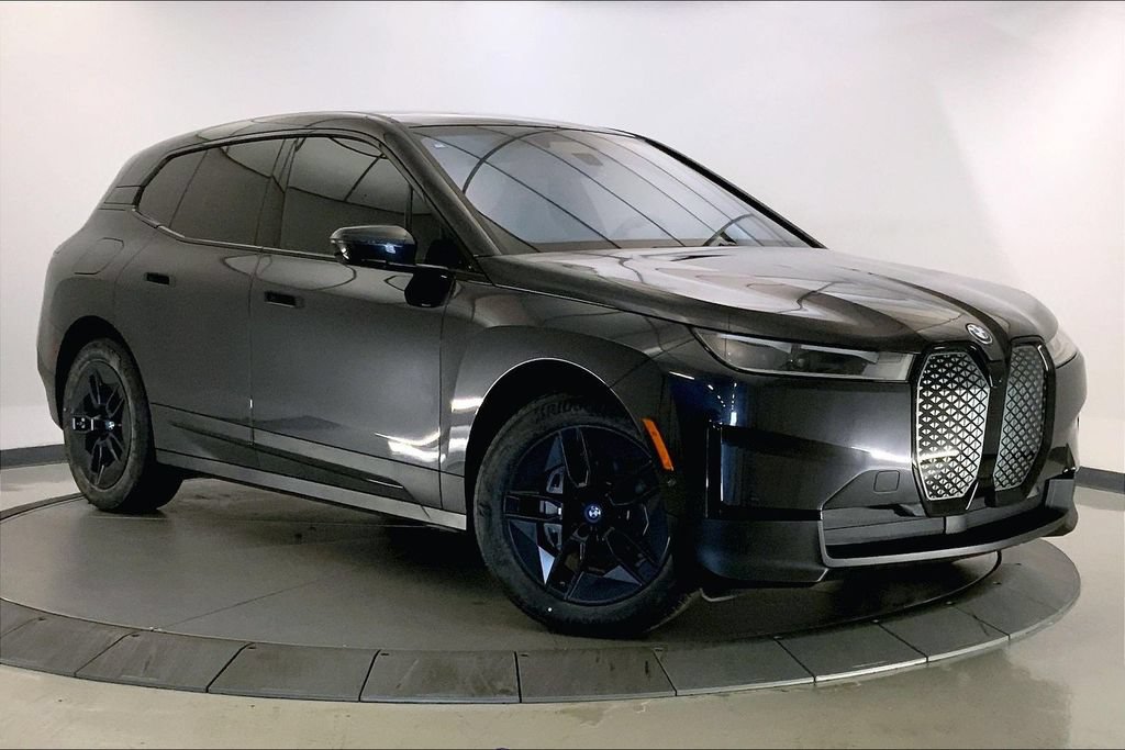 Used 2024 BMW iX xDrive50 AWD/4WD image 30