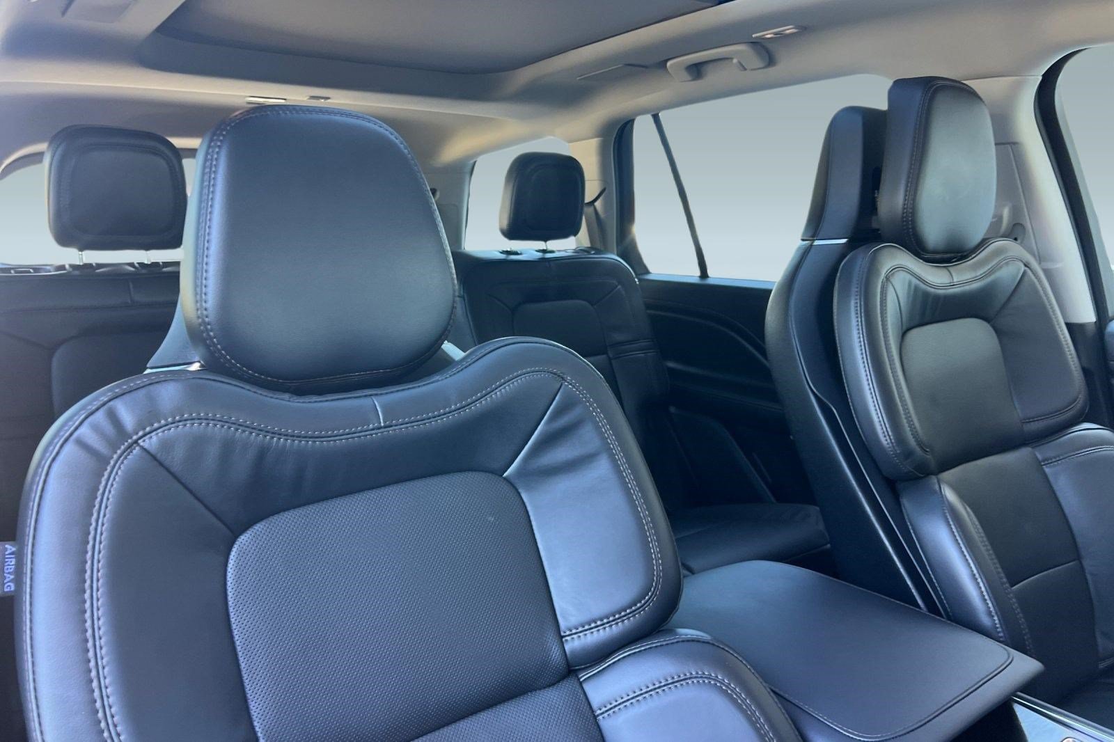 Used 2026 Lincoln Aviator Reserve AWD/4WD image 32