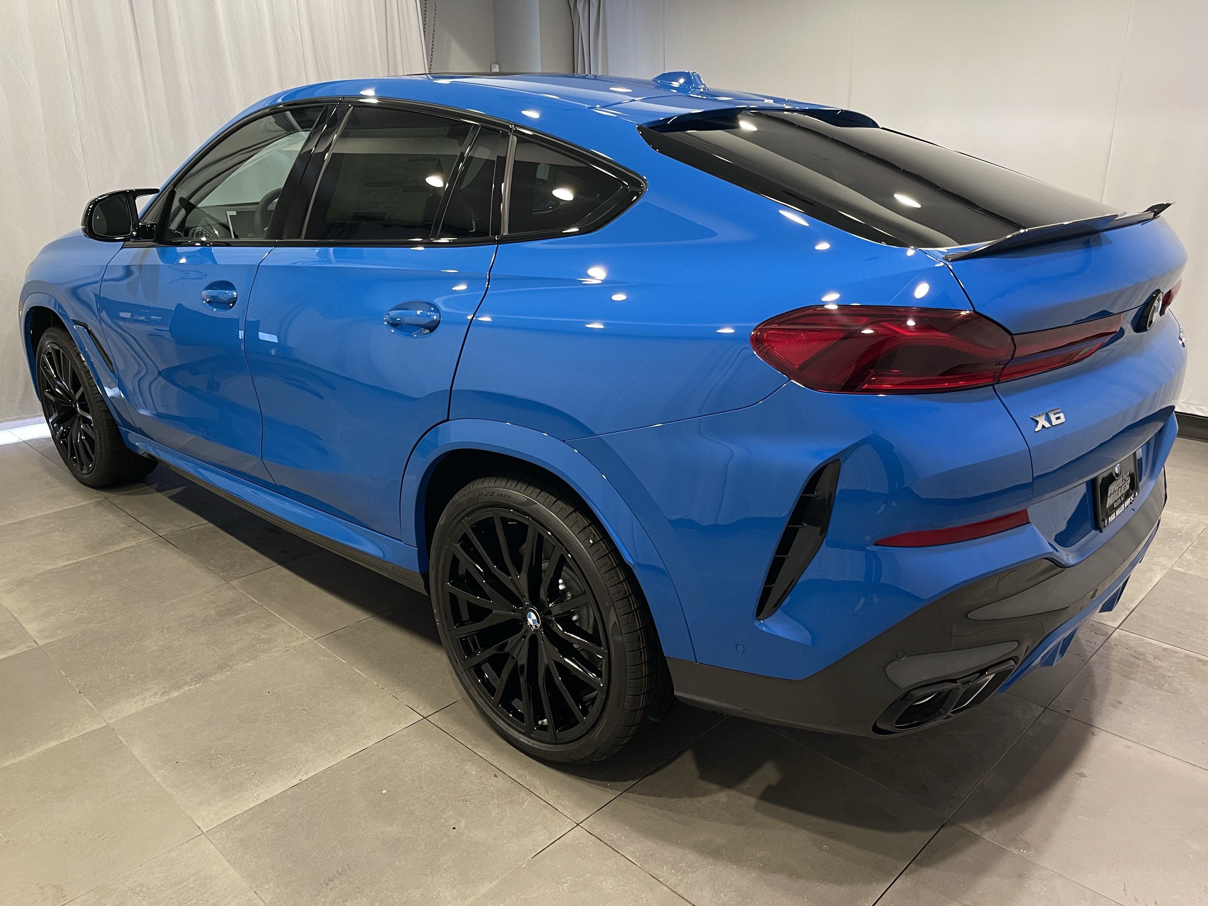 New 2027 BMW X6 M60i AWD/4WD image 4