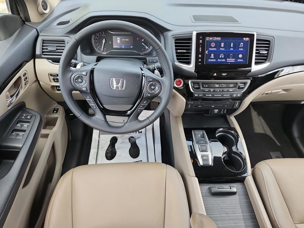 Used 2017 Honda Pilot Touring image 17