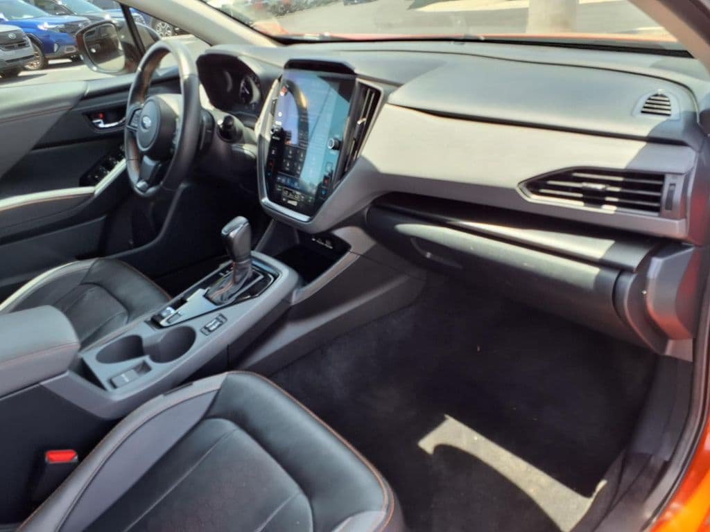 Used 2024 Subaru Crosstrek 2.5i Limited w/ Crosstrek Mirror Package AWD/4WD image 17