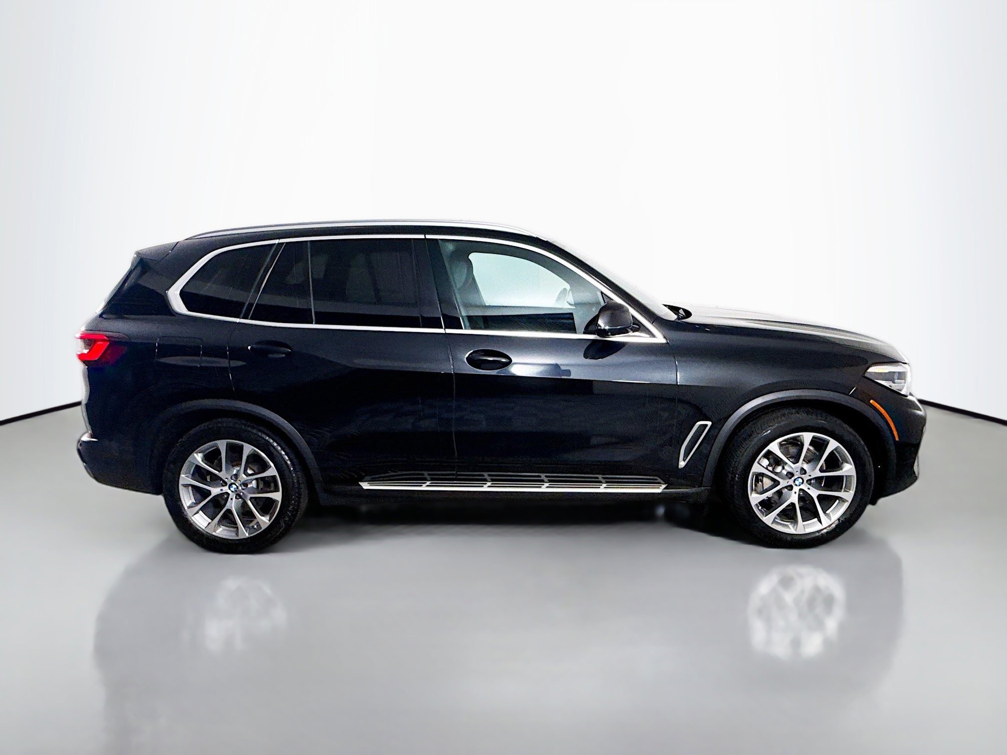 Used 2023 BMW X5 sDrive40i RWD image 11