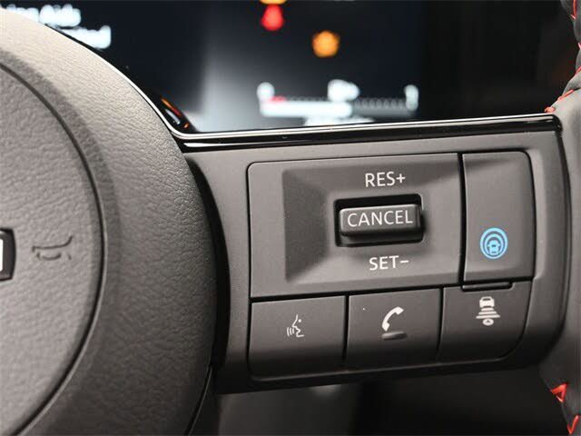 New 2026 Nissan Kicks SR w/ Cold Weather Package image 9