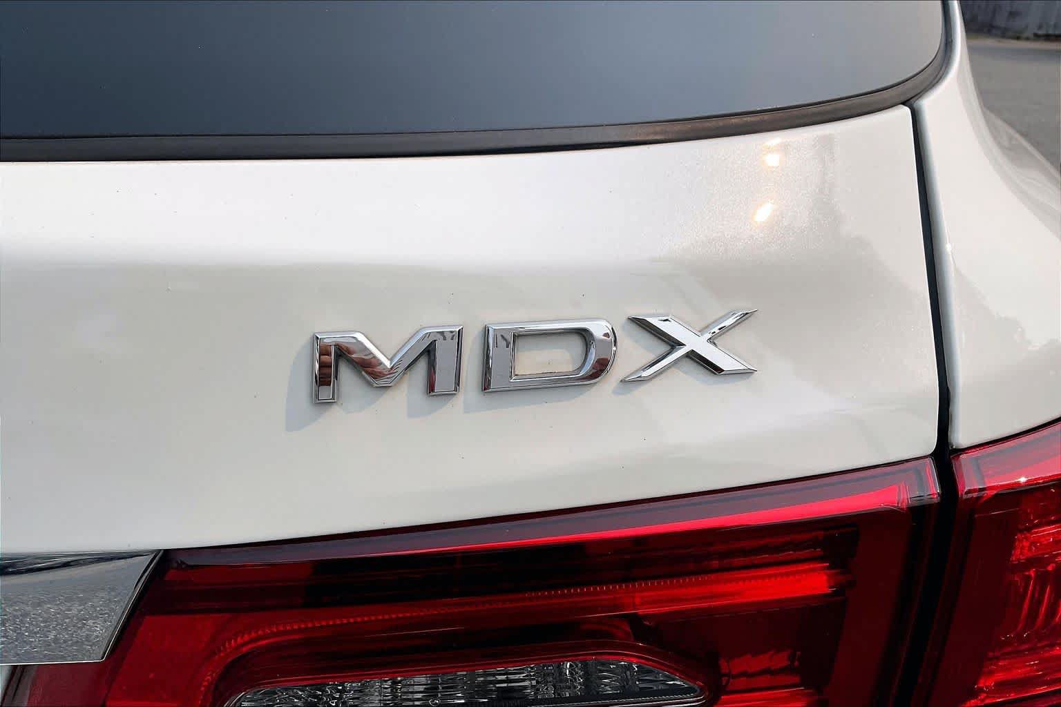 Used 2018 Acura MDX SH-AWD image 32