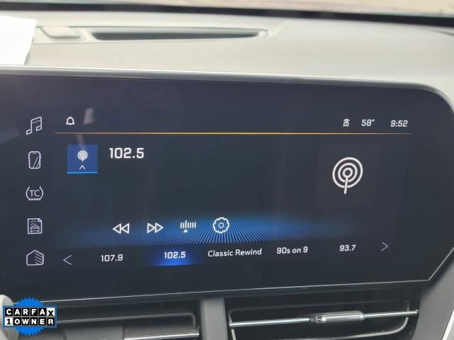 Used 2024 Chevrolet Trax LT w/ LT Convenience Package FWD image 24