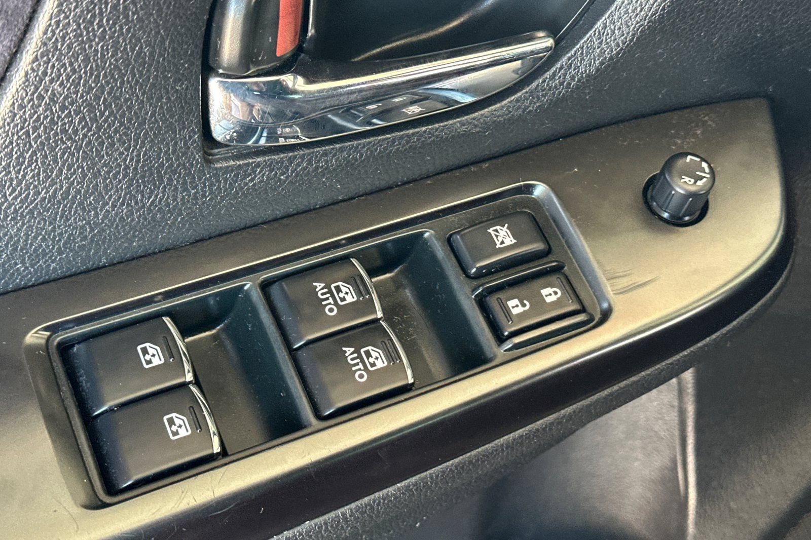 Used 2017 Subaru WRX STI AWD/4WD image 12