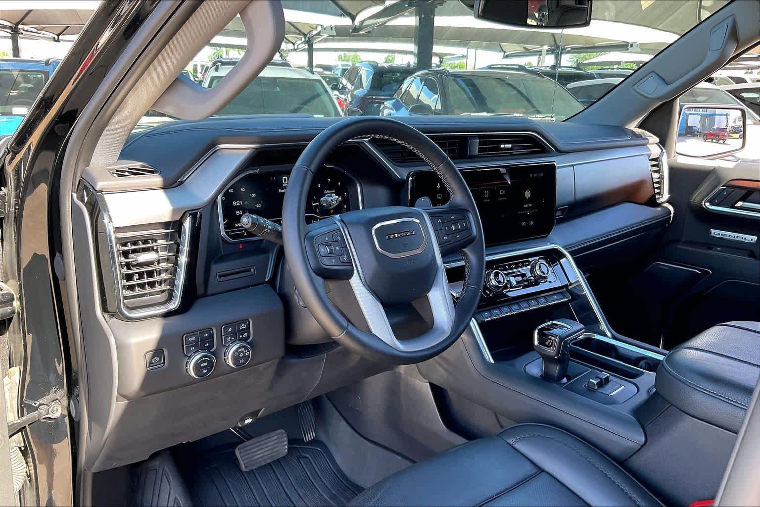 Used 2023 GMC Sierra 1500 Denali AWD/4WD image 17