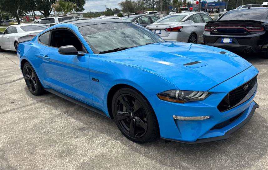 Used 2022 Ford Mustang GT Premium w/ Equipment Group 401A RWD image 3