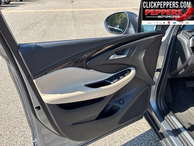 Used 2020 Buick Envision Preferred FWD image 11