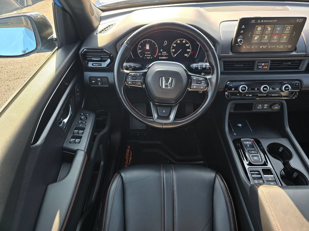 Used 2025 Honda Pilot TrailSport image 19