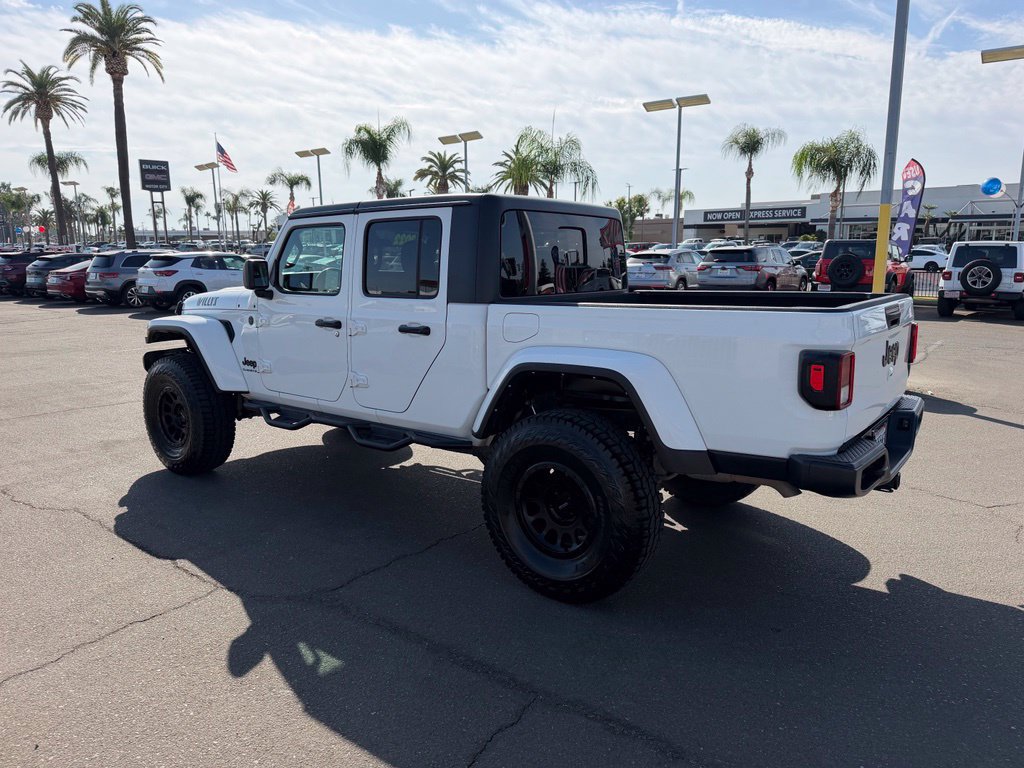 Used 2022 Jeep Gladiator Sport AWD/4WD image 4