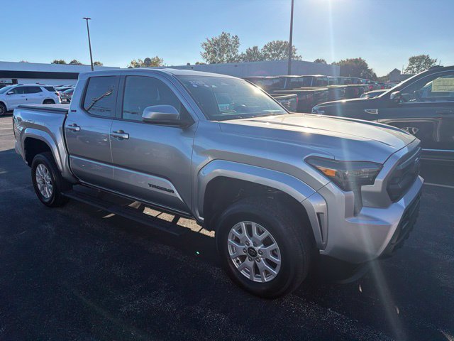 Used 2025 Toyota Tacoma SR5
