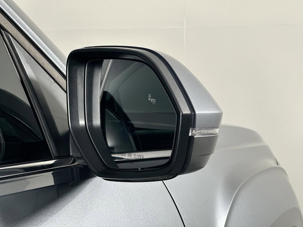 Used 2022 Volkswagen Atlas SE w/ Black Wheel Package image 16