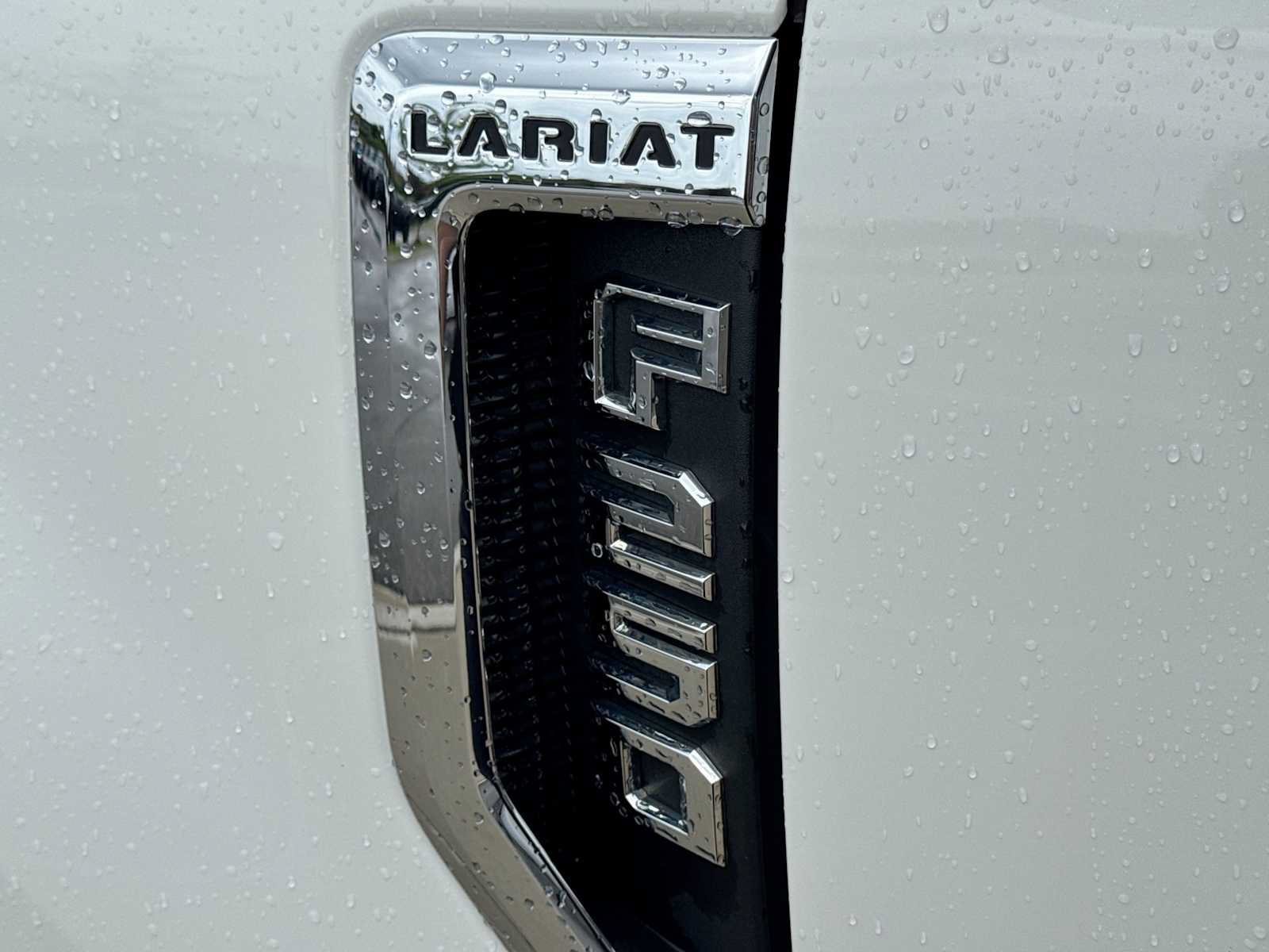 Used 2020 Ford F250 Lariat w/ Lariat Ultimate Package AWD/4WD image 12