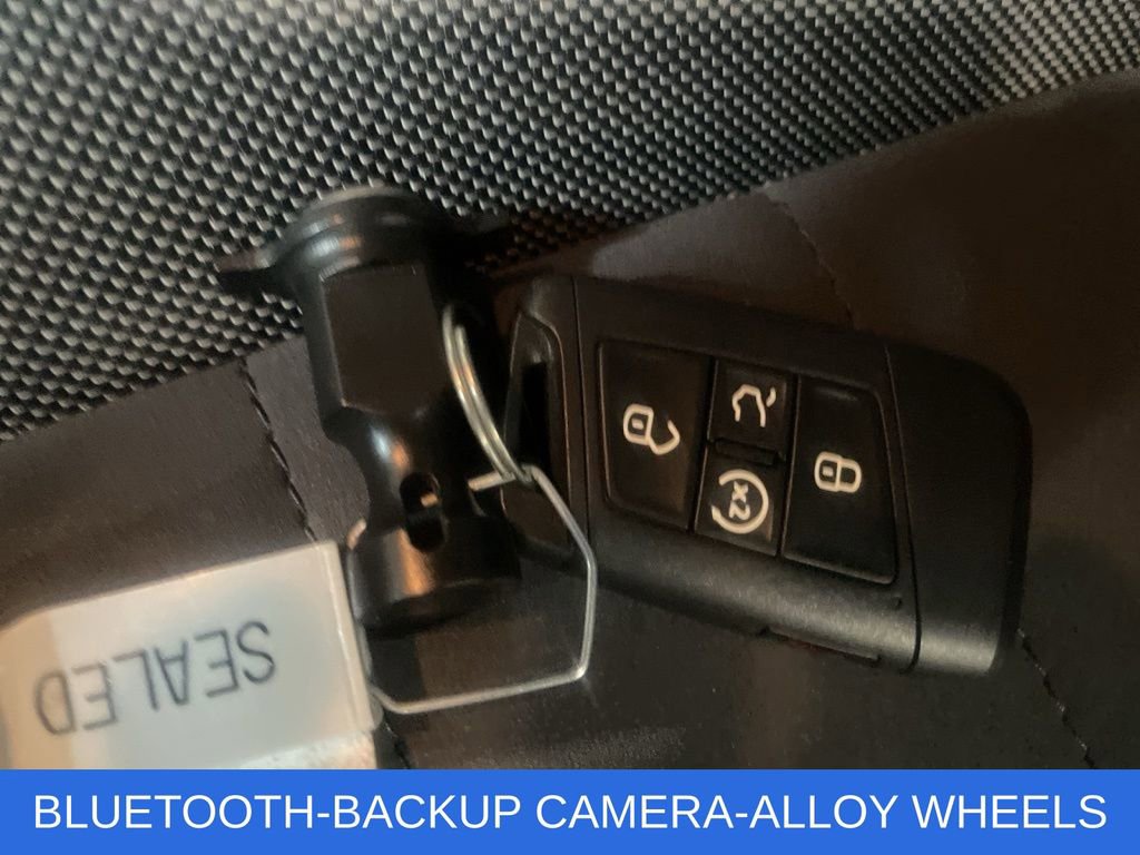 Used 2022 Volkswagen Taos SE AWD/4WD image 31