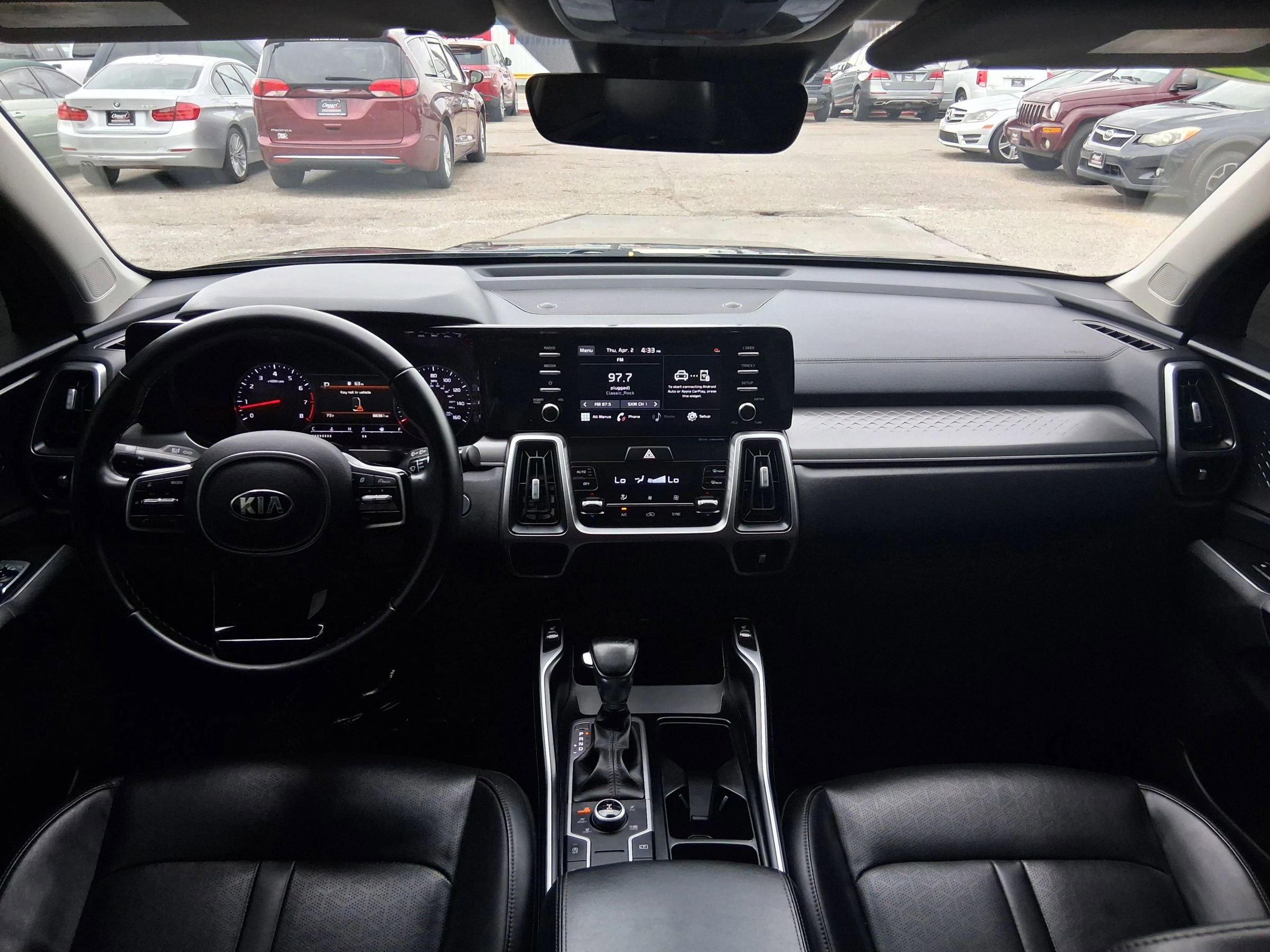 Used 2021 Kia Sorento S image 17