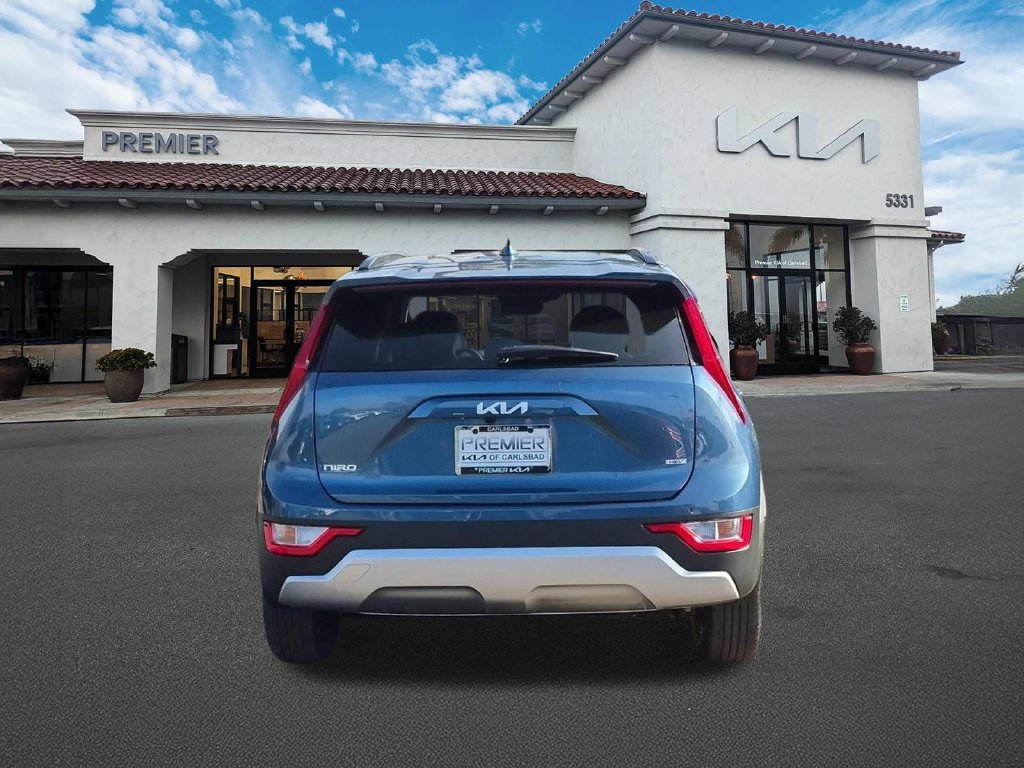 New 2026 Kia Niro EX FWD image 7