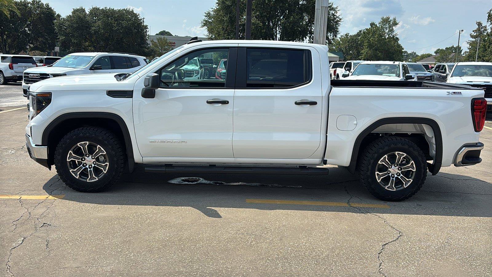 New 2026 GMC Sierra 1500 Pro w/ Pro Value Package AWD/4WD image 4