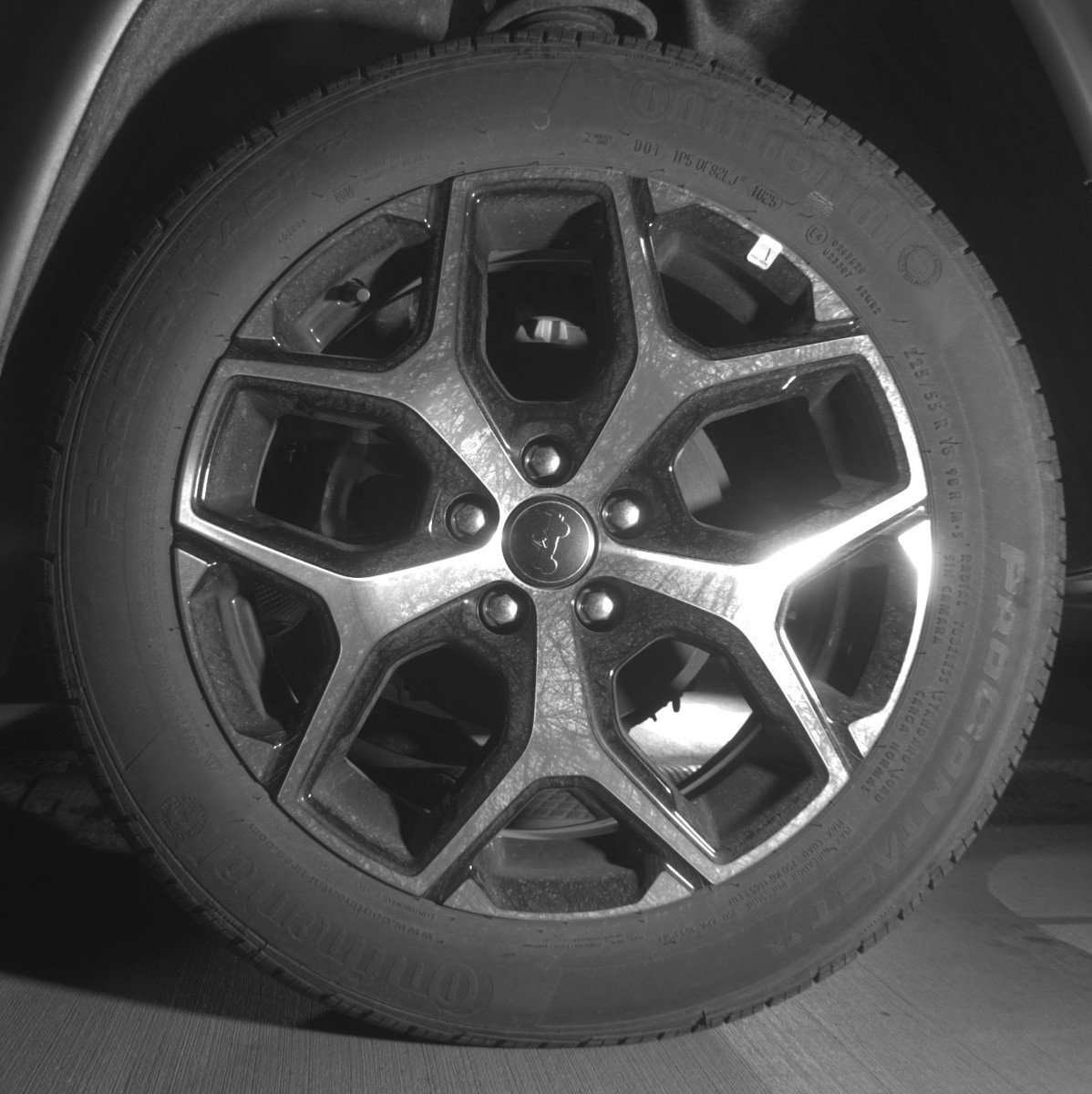 Used 2025 Jeep Compass Limited image 14