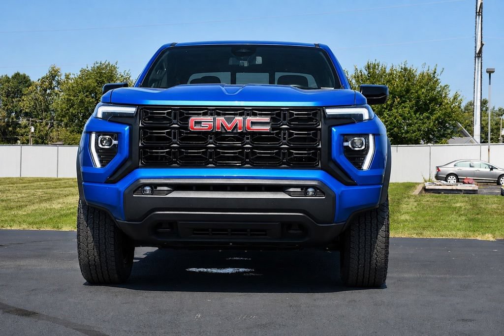 Used 2023 GMC Canyon Elevation w/ Convenience Package RWD image 2