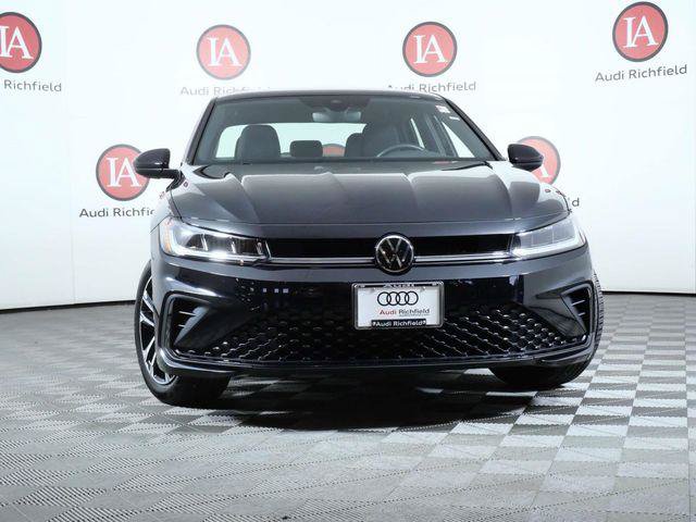 Used 2026 Volkswagen Jetta Sport FWD image 3