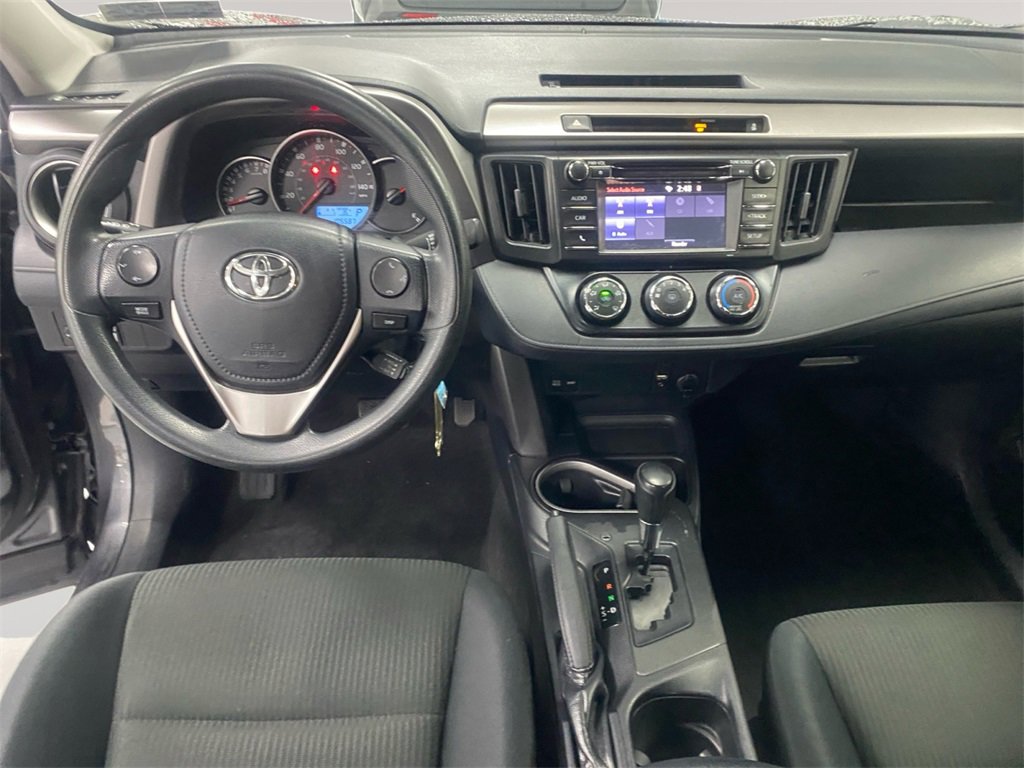 Used 2016 Toyota RAV4 LE image 10