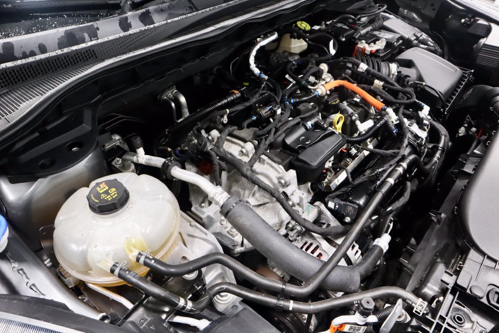 Certified 2022 Ford Escape SEL FWD image 18