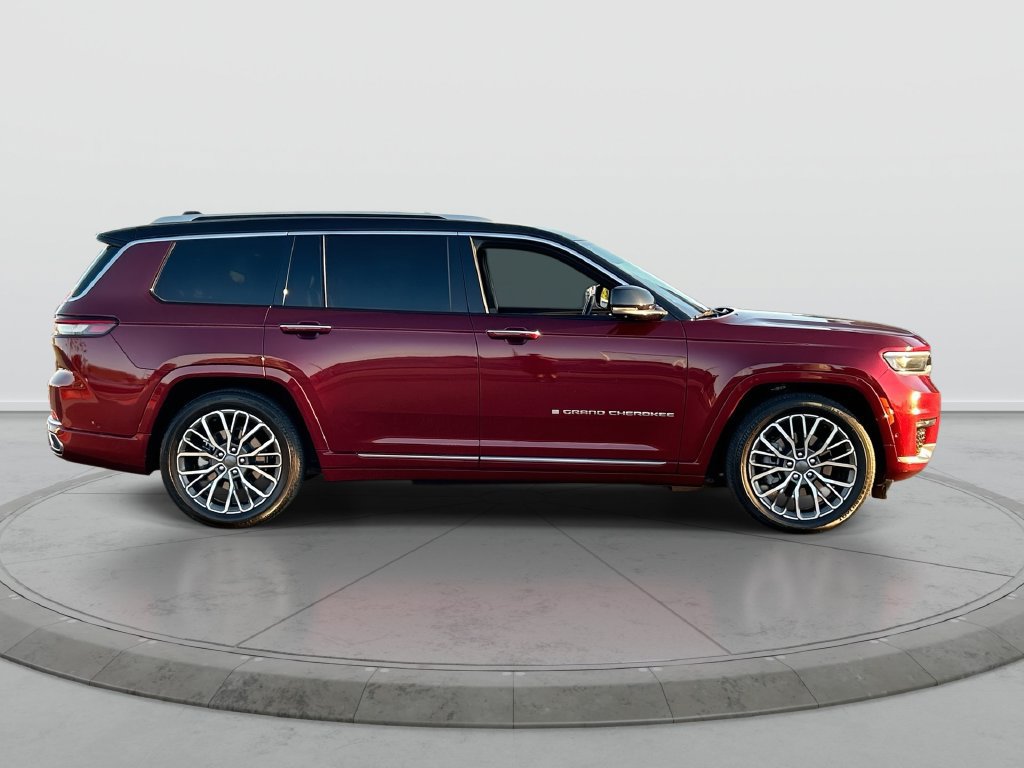 Used 2022 Jeep Grand Cherokee L Summit AWD/4WD image 9