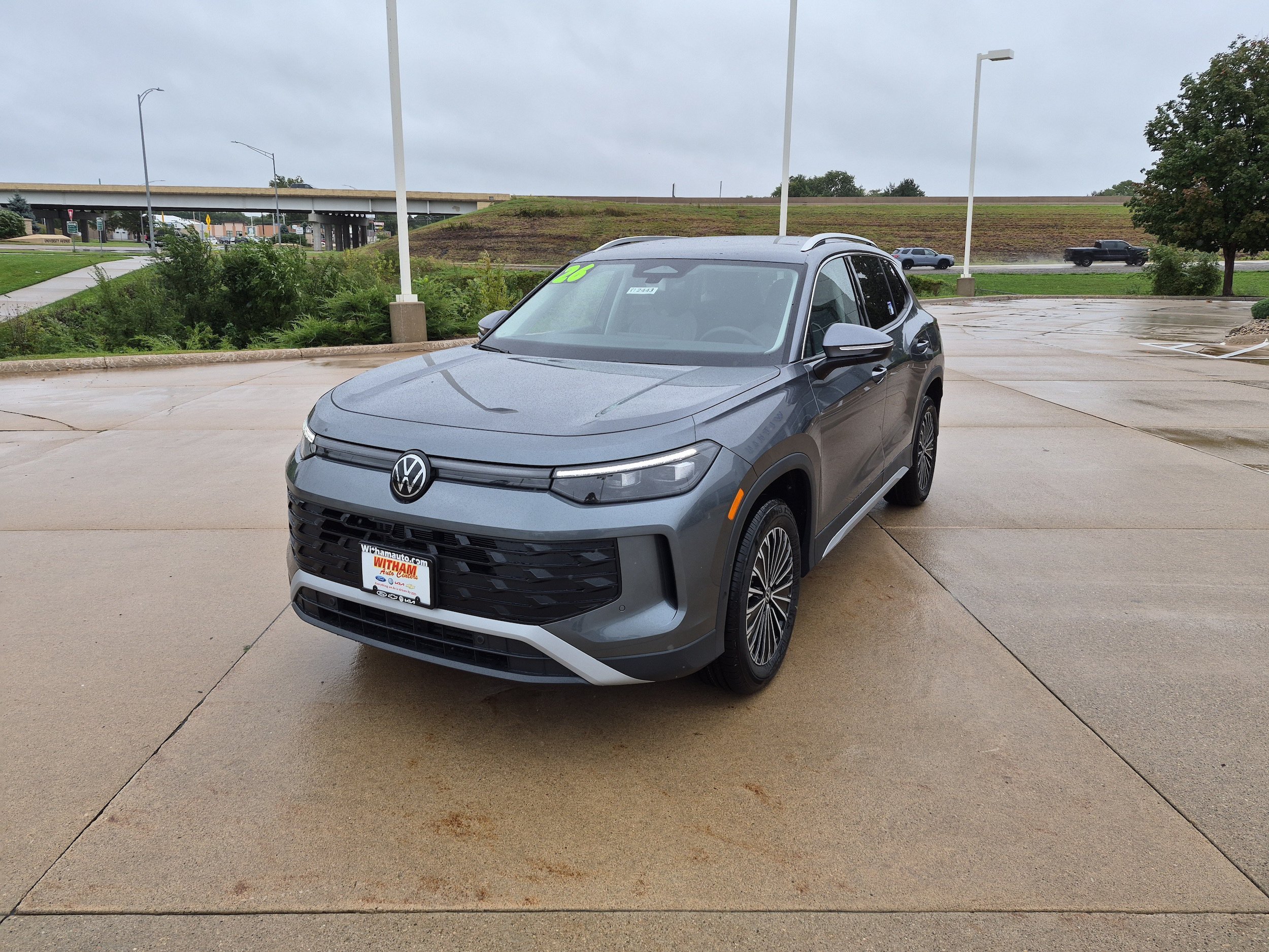 New 2026 Volkswagen Tiguan S AWD/4WD image 9