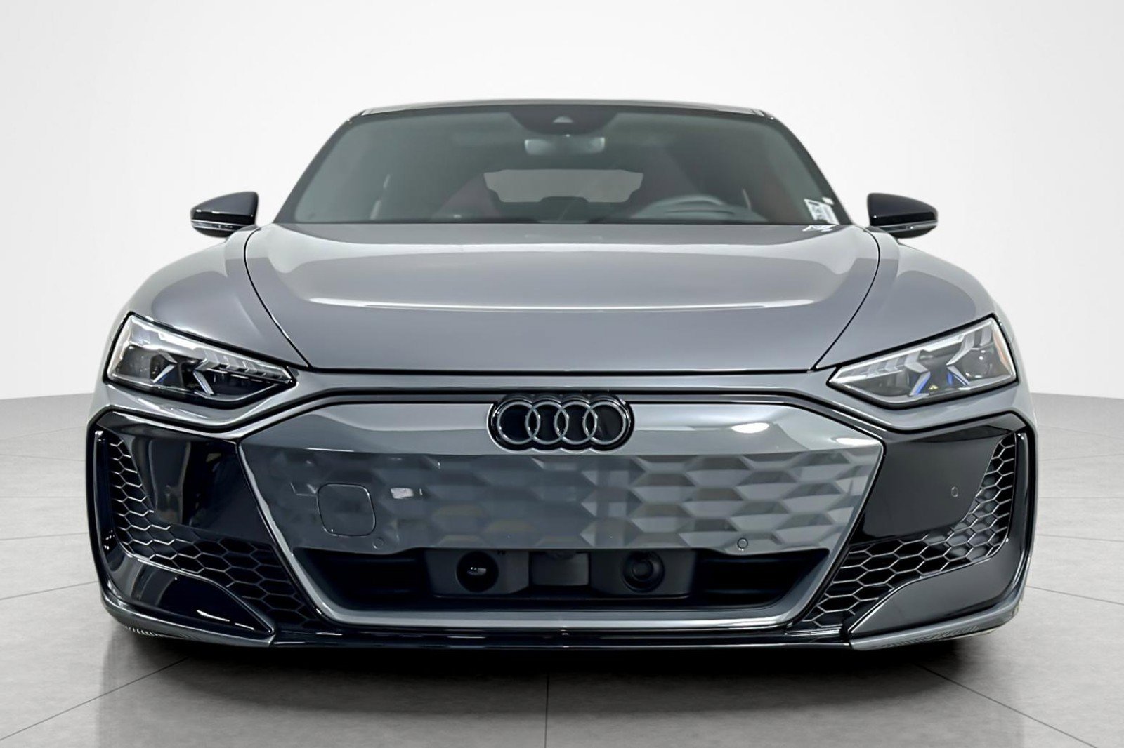 New 2025 Audi RS e-tron GT performance image 8