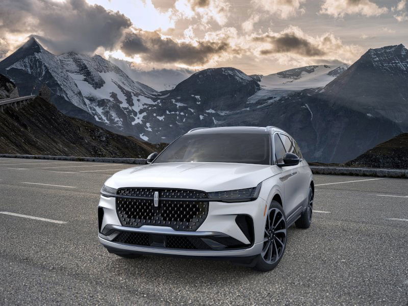 New 2026 Lincoln Nautilus Black Label image 2