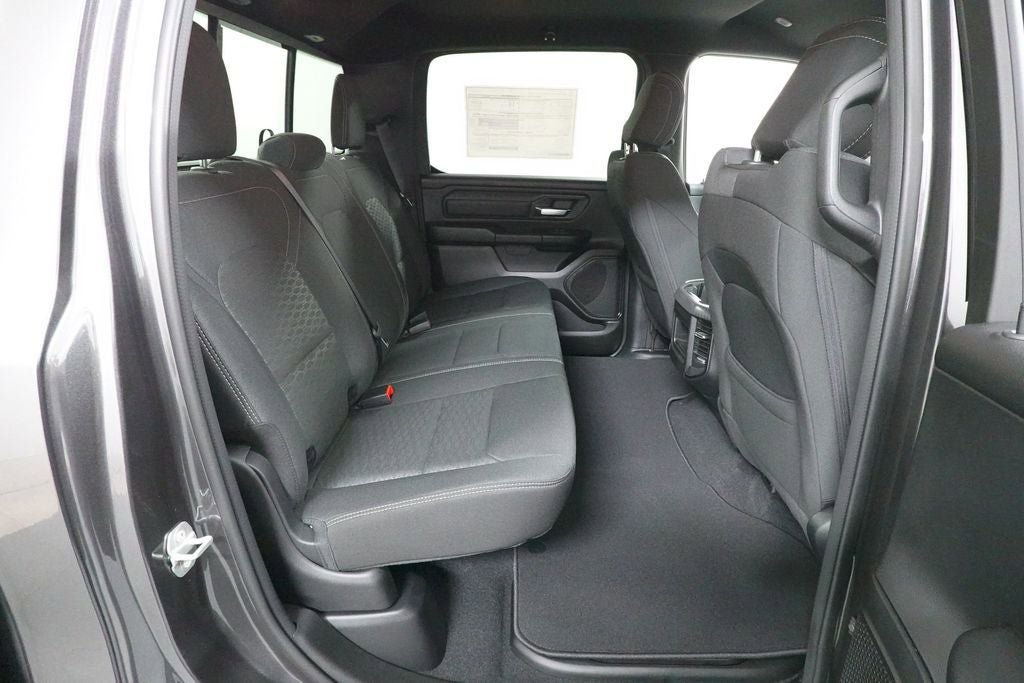 New 2026 RAM 1500 Express AWD/4WD image 27