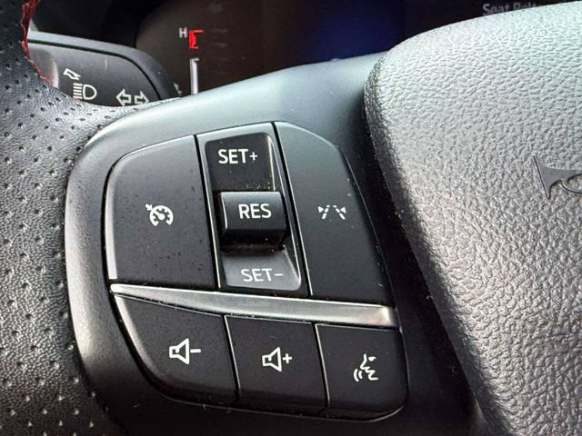 Used 2025 Ford Escape ST-Line FWD image 22