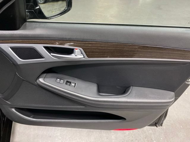 Used 2019 Genesis G80 3.8 AWD/4WD image 18