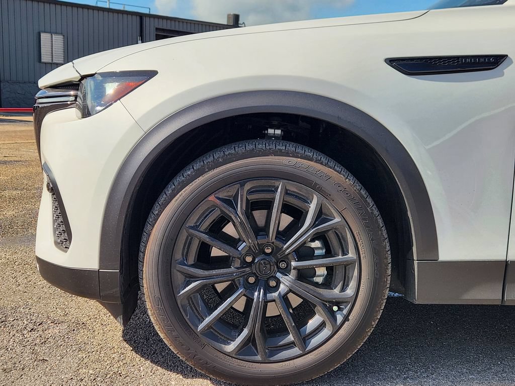 Certified 2026 MAZDA CX-70 3.3 Turbo w/ Premium Plus Pkg AWD/4WD image 7