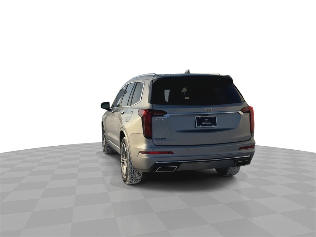 Used 2025 Cadillac XT6 Premium Luxury image 7