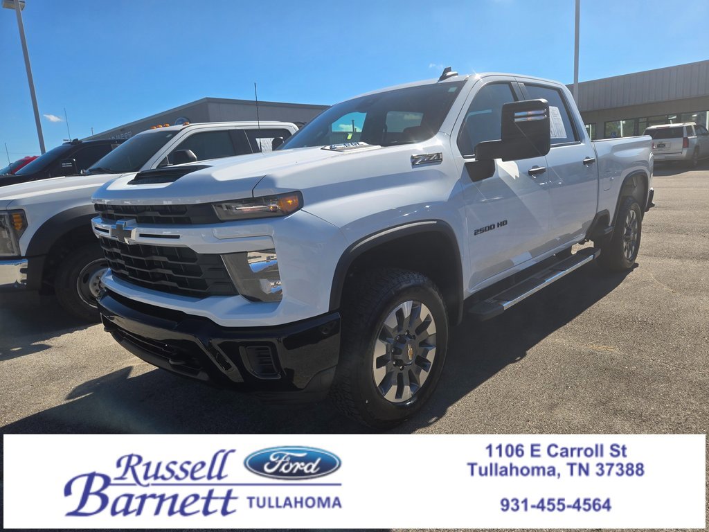 Used 2024 Chevrolet Silverado 2500 Custom w/ Custom Convenience Package image 1