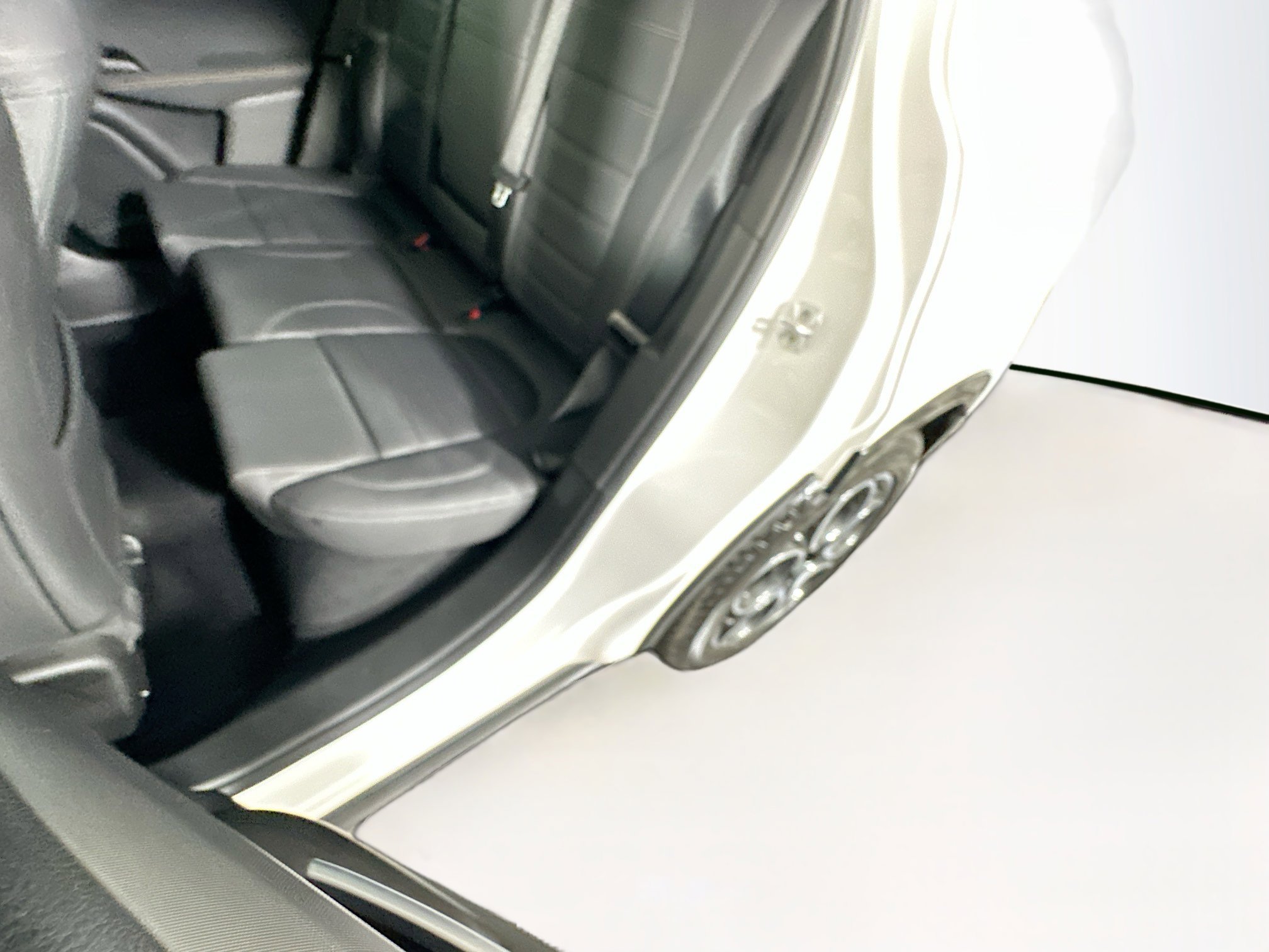 Used 2025 Alfa Romeo Tonale w/ Premium Package image 26