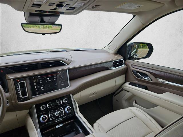Used 2023 GMC Yukon Denali w/ Denali Reserve Package AWD/4WD image 4