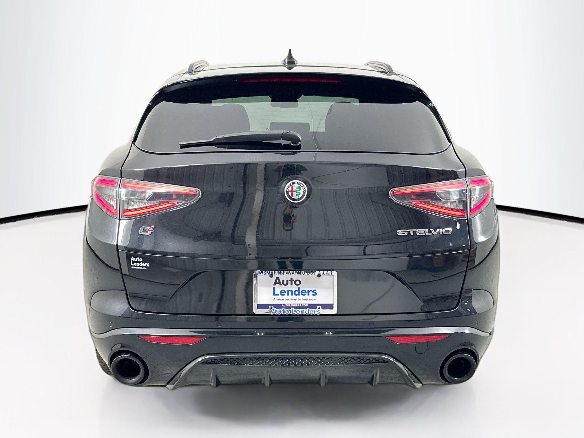 Used 2025 Alfa Romeo Stelvio Sprint w/ Veloce Package AWD/4WD image 6