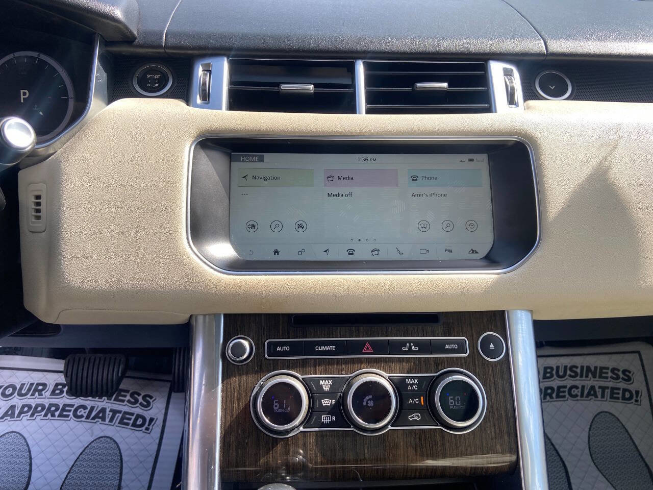 Used 2017 Land Rover Range Rover Sport HSE image 13